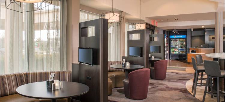 伯灵顿万豪万怡酒店(Courtyard Burlington)图片