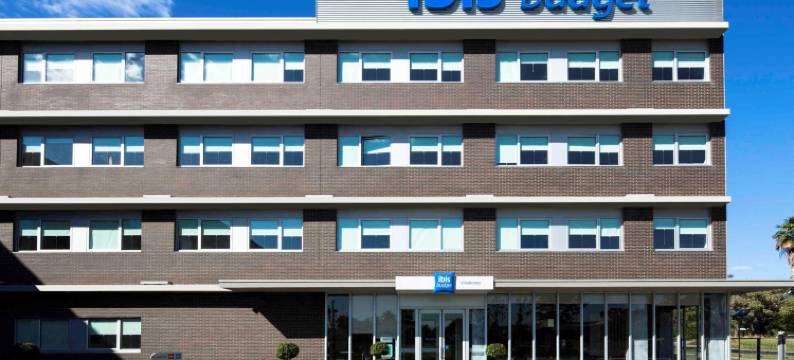 宜必思快捷巴塞罗那维拉德塞斯机场酒店(Ibis Budget Aeropuerto Barcelona Viladecans)图片