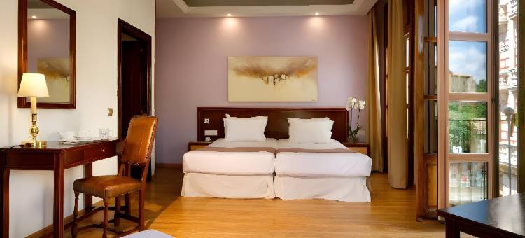 艾克塞特里安佛酒店(Exe Triunfo Granada)图片