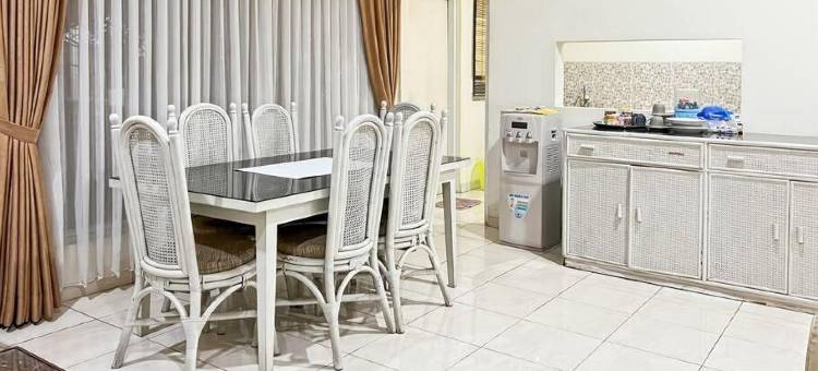 Large Villa 3BR Cieumbuleuit near PVJ & Cihamplas图片