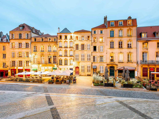 宜必思尚品梅斯中心火车站酒店