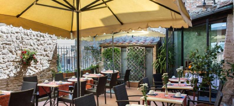 白里昂(Leon Bianco)图片