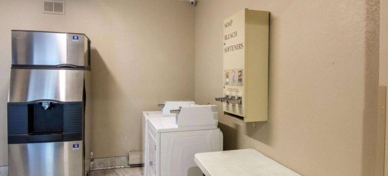 沃斯堡北部化石溪戴斯温德姆酒店(Days Inn by Wyndham Fort Worth North / Fossil Creek)图片