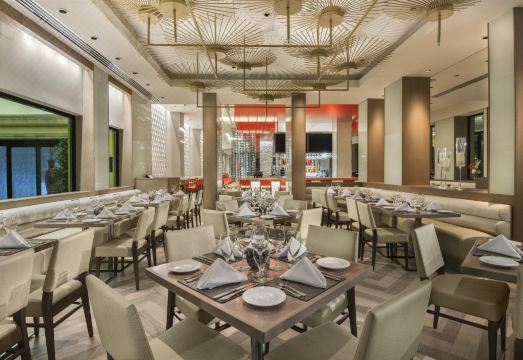 Inn on Fifth Hotel Overview