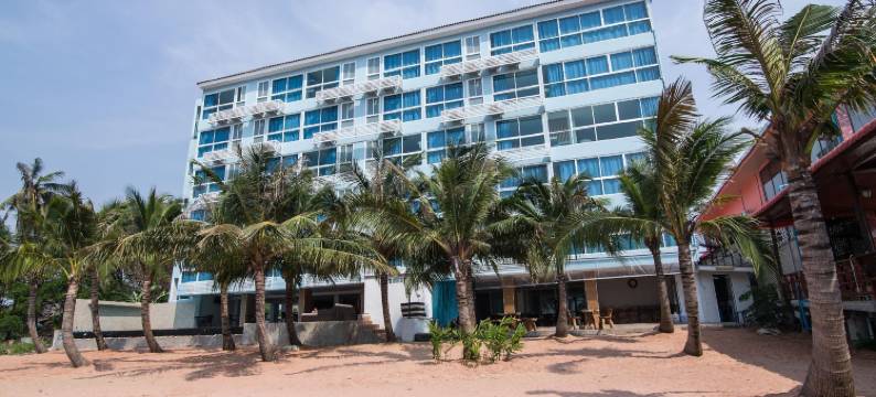 南特拉芭堤雅班安波海滩酒店(Nantra Pattaya Baan Ampoe Beach)图片
