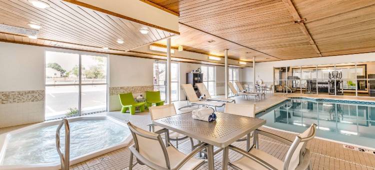 柯林斯堡大学凯艺套房酒店(Quality Inn & Suites University Fort Collins)图片