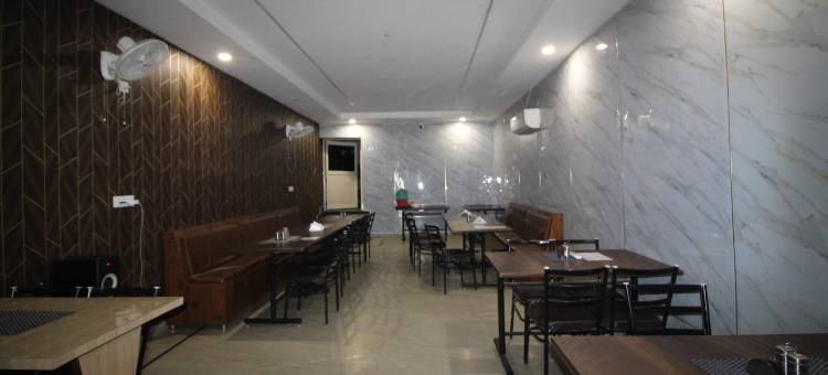 经典酒店酒吧和餐厅(Hotel Classic Bar & Restaurant)图片