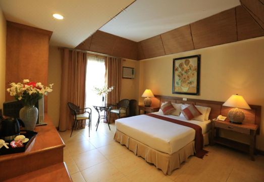 Java HotelHotel Overview