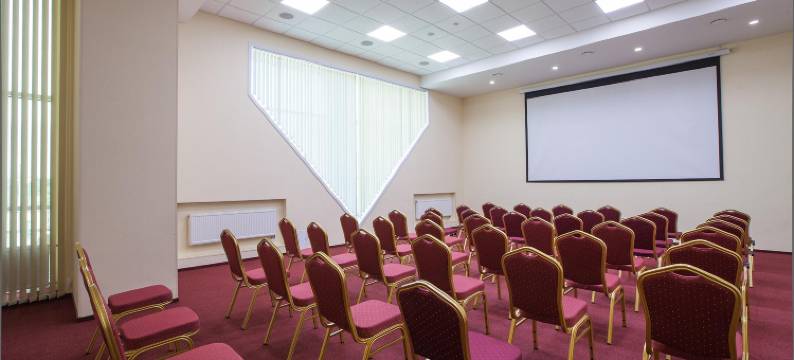 克拉斯纳亚帕赫拉度假村(Krasnaya Pahra Health Resort)图片