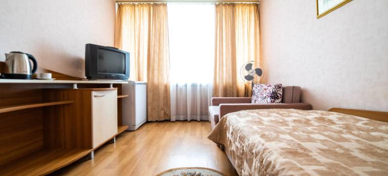 因图丽斯酒店(Intourist Hotel)图片