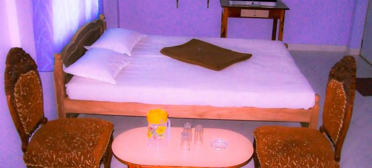 阿鲁维酒店(Aruvi Hotel)图片