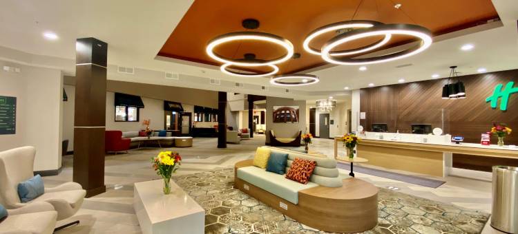 Holiday Inn 圣路易斯(CREVE大教堂)(Holiday Inn ST. Louis - Creve Coeur)图片