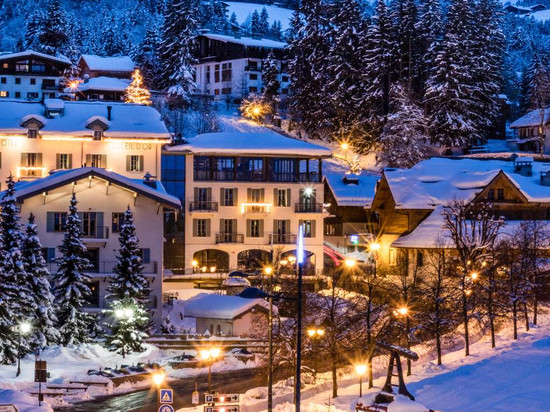 诺富特默热沃勃朗峰酒店