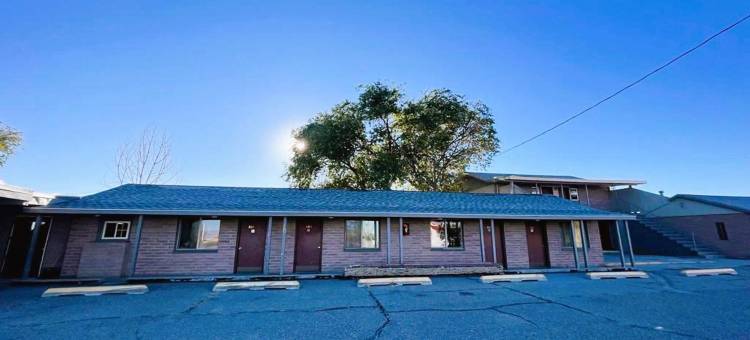 Love Hotels Desert Inn & RV by OYO at Boysen Wind River WY图片