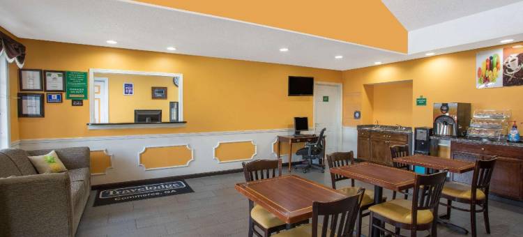 乔治亚科默斯温德姆呗盟酒店 - 近丹吉尔畅货中心(Baymont by Wyndham Commerce GA Near Tanger Outlets Mall)图片