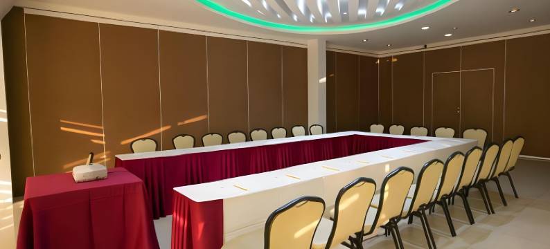 市中心玛格丽特女王酒店(Queen Margarette Hotel - Downtown)图片