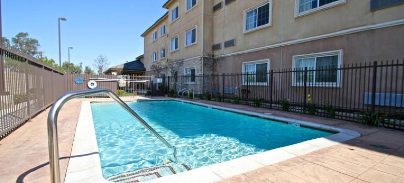 贝克斯菲尔德6号公寓式酒店(Studio 6 Bakersfield, CA)图片