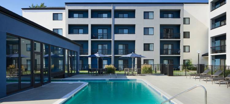 威廉斯堡布希花园区万怡酒店(Courtyard Williamsburg Busch Gardens Area)图片