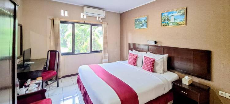 Naratas Hotel Cisarua Puncak Mitra RedDoorz图片