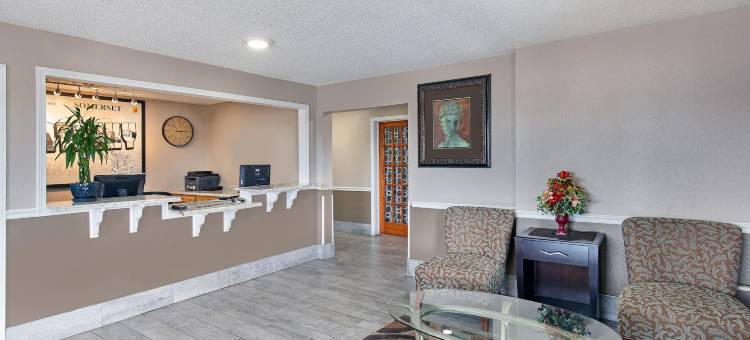 萨默塞特速8酒店(Super 8 by Wyndham Somerset)图片