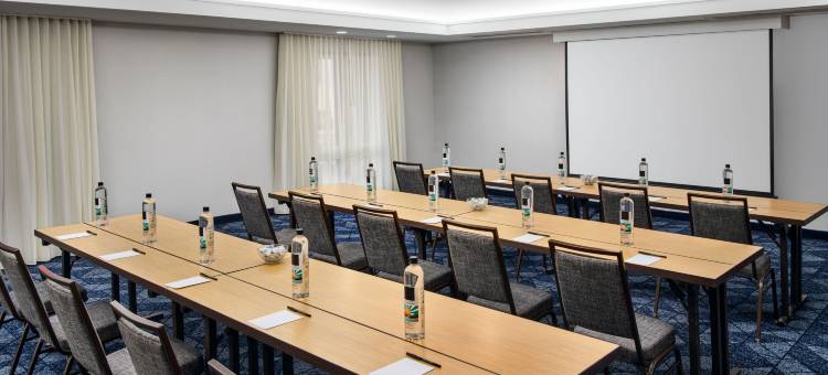 Courtyard by Marriott Baton Rouge South图片