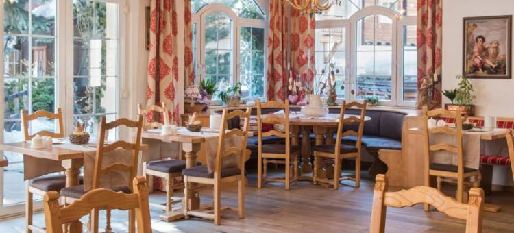 赛西亚瓦里塞酒店(Chesa Valese)图片