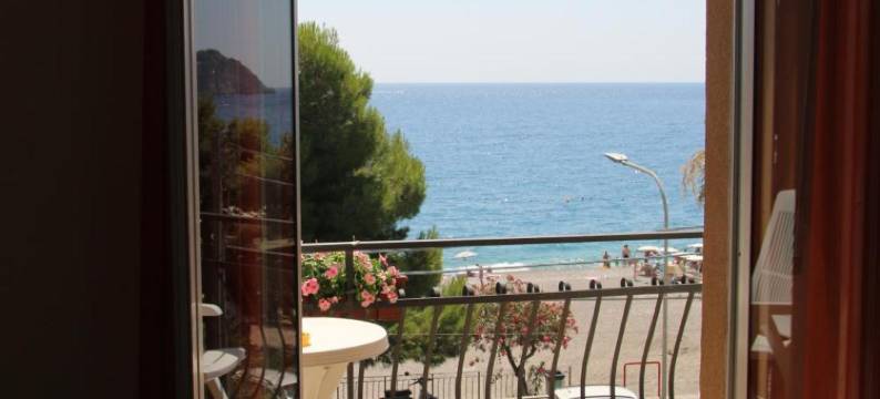 克里斯马雷酒店(ChrisMare Hotel)图片