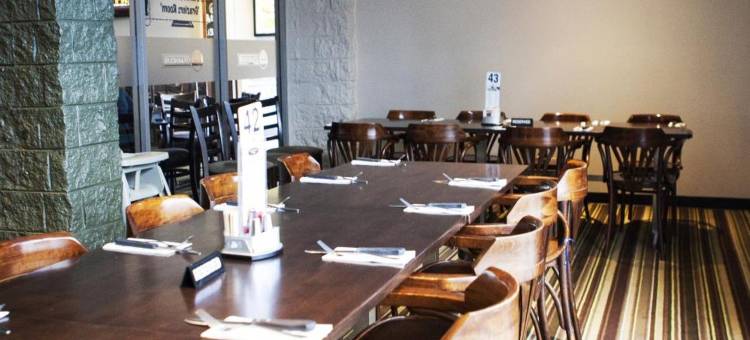 Dalrymple酒店夜帽(Nightcap at Dalrymple Hotel)图片