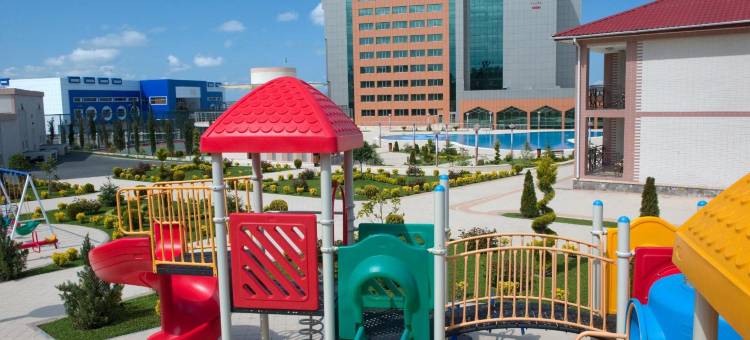 让斯温德姆华美达广场酒店(Ramada Plaza by Wyndham Gence)图片