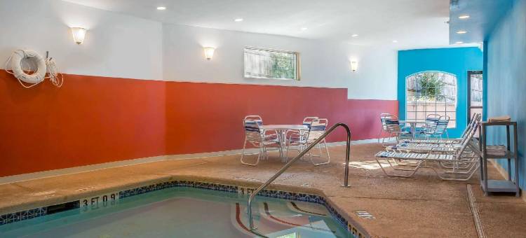 舒适套房酒店(Comfort Inn & Suites)图片