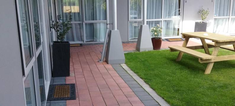 306汽车旅馆公寓(306 Motel Apartments)图片