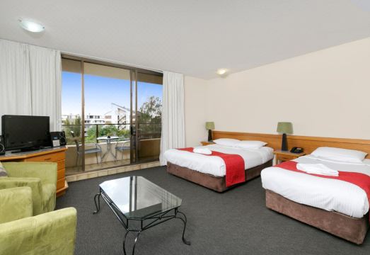 The Summit ApartmentsHotel Overview