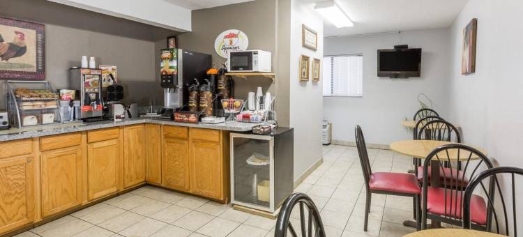 奥西奥拉温德姆速8酒店(Super 8 by Wyndham Osceola IA)图片