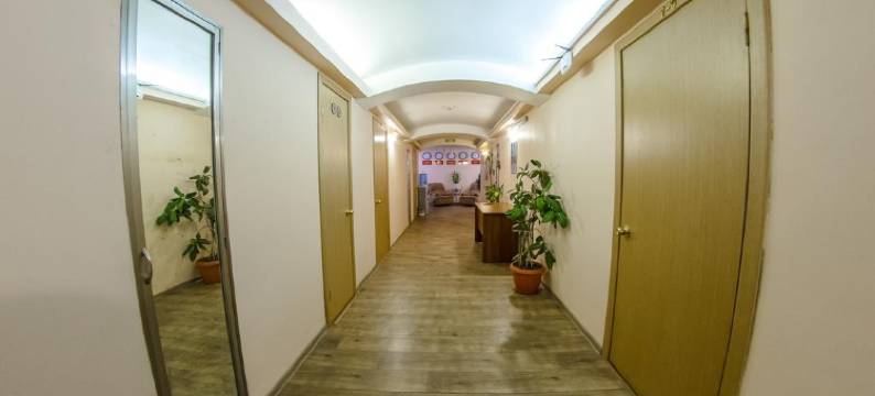 卡门旅馆(Karmen Hotel)图片