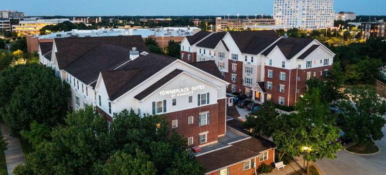 芝加哥朗伯德万豪TownePlace酒店(TownePlace Suites Chicago Lombard)图片