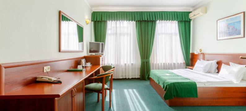 布里斯托尔兹古里酒店(Bristol-Zhiguli Hotel)图片