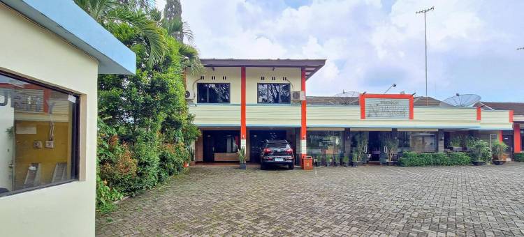 Naratas Hotel Cisarua Puncak Mitra RedDoorz图片