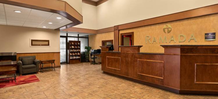 弗雷德里克顿华美达酒店(Ramada by Wyndham Fredericton)图片