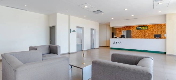 阿瓜斯卡连特斯中心万豪城市快捷青年酒店(City Express Junior by Marriott Aguascalientes Centro)图片