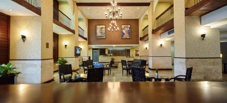 美夸希亚尤罗比尔丁快捷酒店(Eurobuilding Express Maiquetía)图片