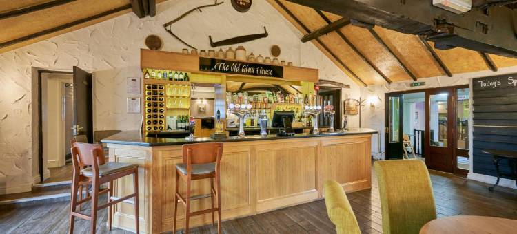 老吉恩别墅旅馆(The Old Ginn House Inn)图片