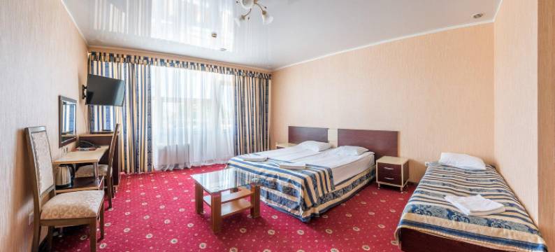 红酒店(Red Hotel)图片