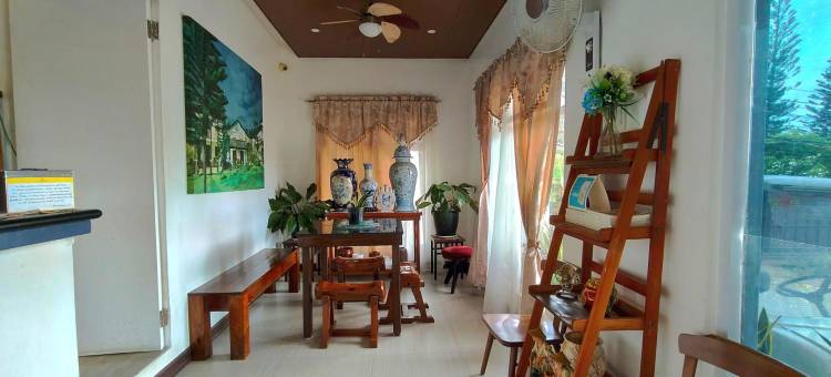 塔盖泰菠萝山红多兹度假村(Pina Colina Resort Tagaytay City by RedDoorz)图片