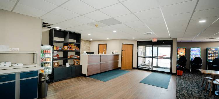 汤马霍克温德姆美吟汽车旅馆(AmericInn by Wyndham Tomahawk)图片