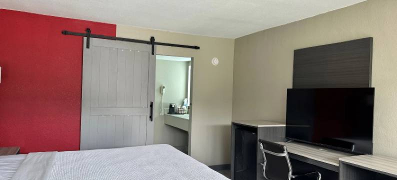 可可华美达酒店(Ramada by Wyndham Cocoa)图片