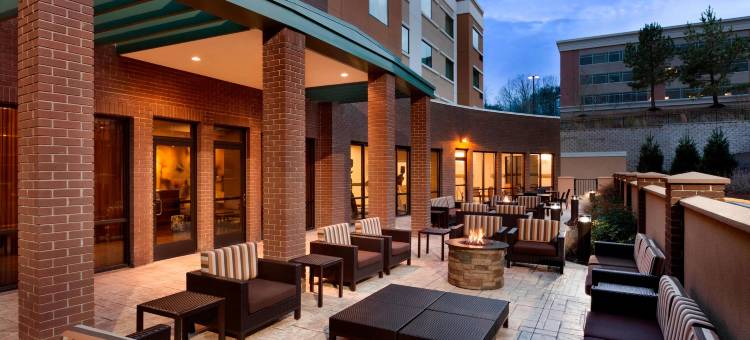 斯塔福德匡提科万怡酒店(Courtyard Stafford Quantico)图片