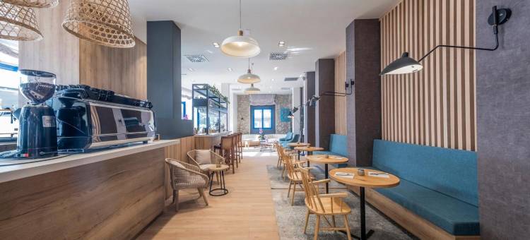 瓦拉马尔酒店(Hotel Voramar)图片