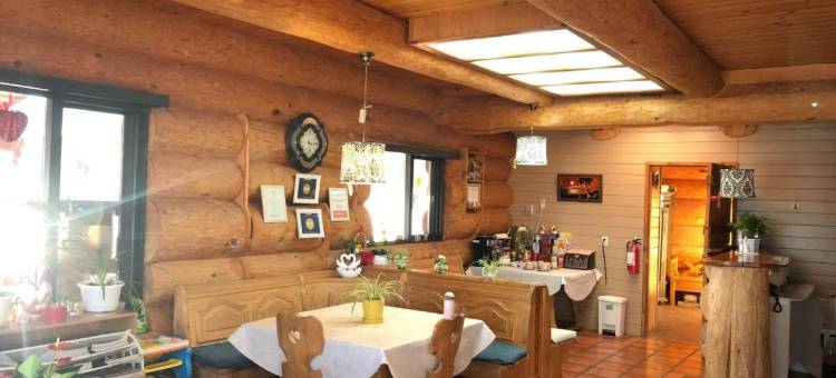 卡里布原木旅馆(Cariboo Log Guest House)图片
