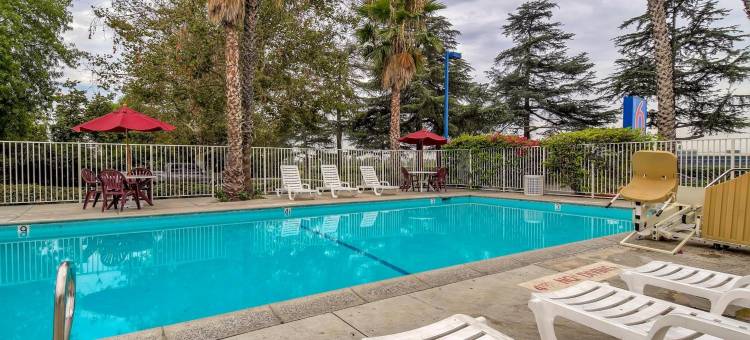 洛杉矶6号汽车旅馆 - 阿卡迪亚/帕萨迪纳(Motel 6 Arcadia, CA - Los Angeles - Pasadena Area)图片