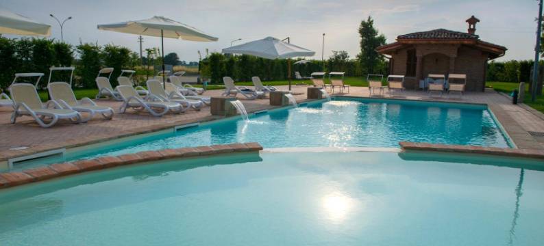 拉塔沃拉罗东达酒店(Hotel la Tavola Rotonda)图片